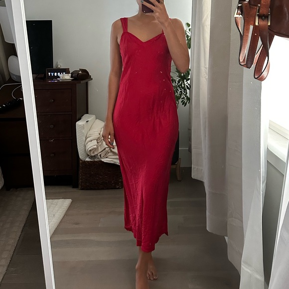 Valerie Stevens Dresses & Skirts - 100% Silk Red Maxi Slip Dress